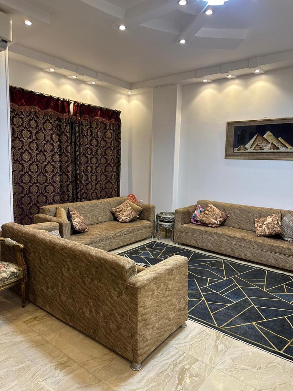 Pyramids Gold Apartment *